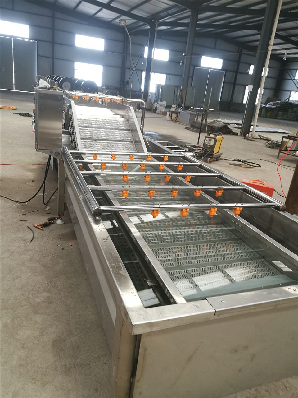 高压翻浪式-8米-湖北广水小龙虾清洗机